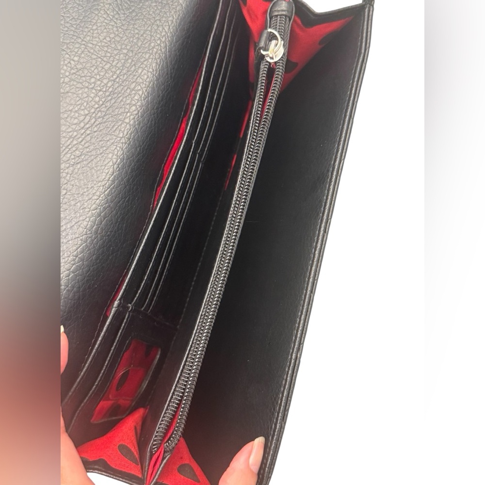 Loungefly Hello Kitty Black Sparkle Envelope Clutch Wristlet with Red Bow - Picture 5 of 15